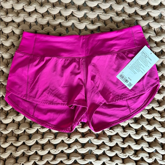 Lululemon Speed Up LR 2.5” short Ripened Raspberry - Picture 5 of 11